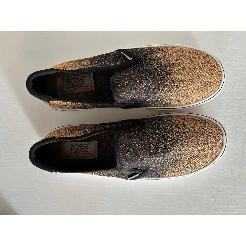 Skechers Bobs Shoes Womens Sz 7 Menace Hot Fashion Sneakers
